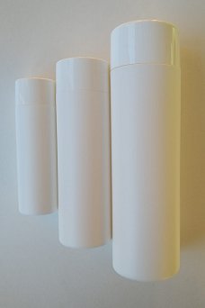 Limpieza Final / Limpiador de uñas en botellas blancas